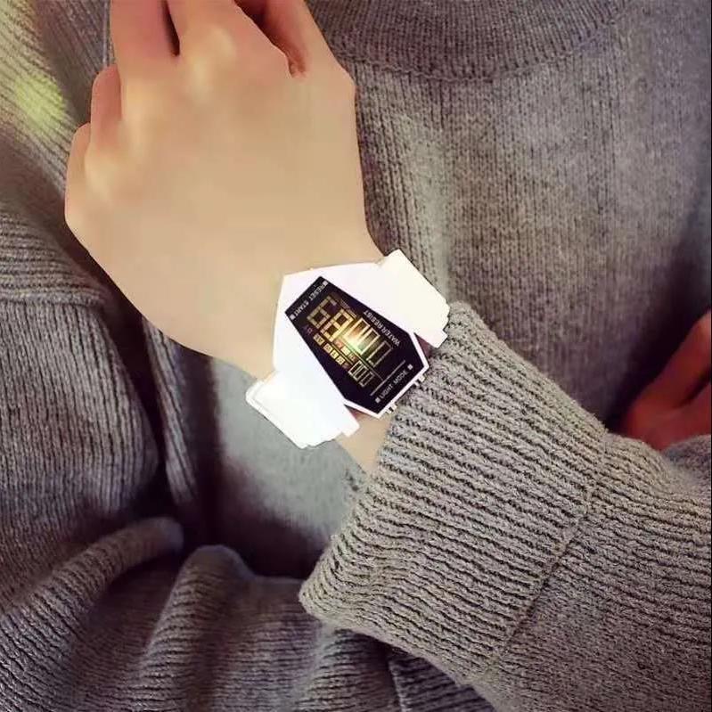 LED Watch Fashion Trend Student Luxury Clocks Men Women Couple Multi-Function Sports Electronic Alarm Digital Watches Parejas
