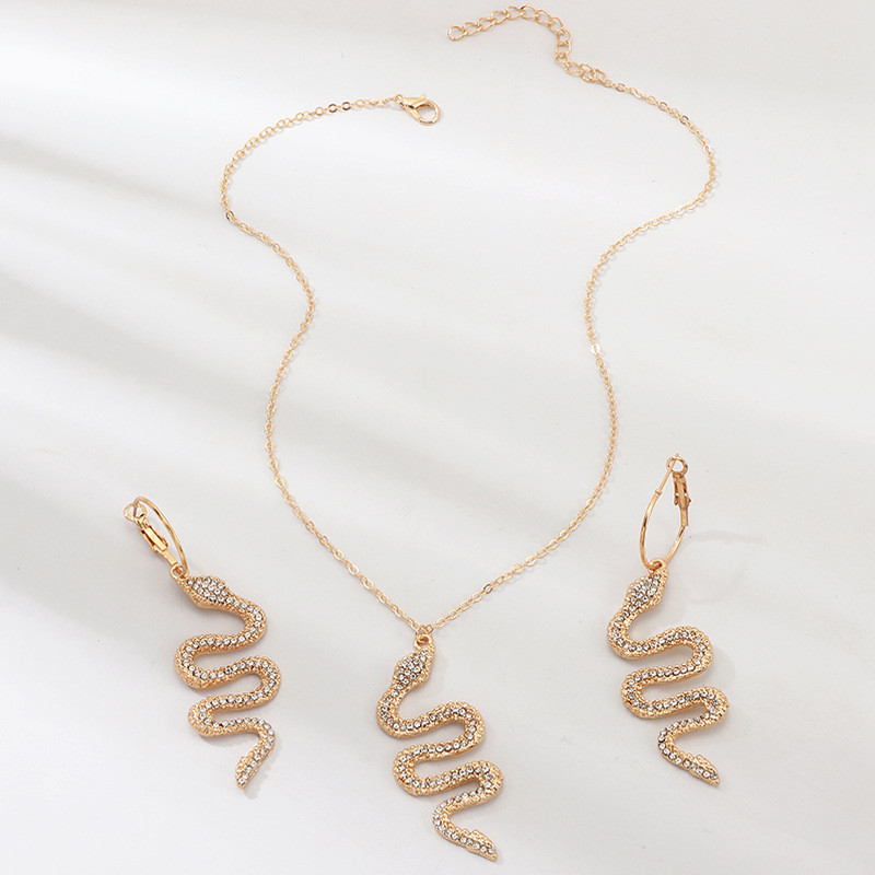 Women New Fashion Necklace and Earrings Set Creative Snake Necklace Metal Diamond Earrings Set