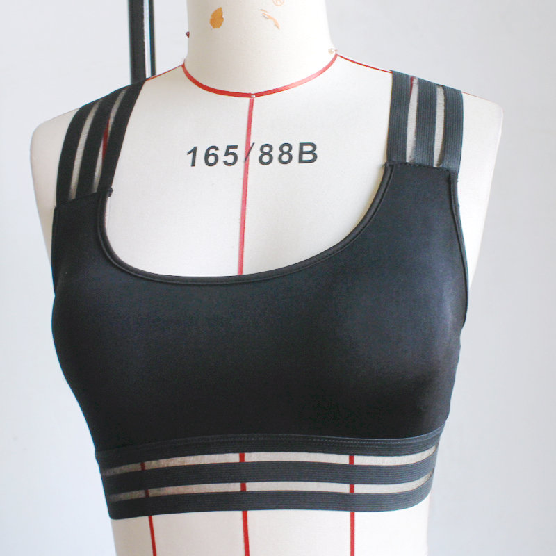 Pretty lady cross back high elastic breathable yoga bra high impact quick dry sports bra