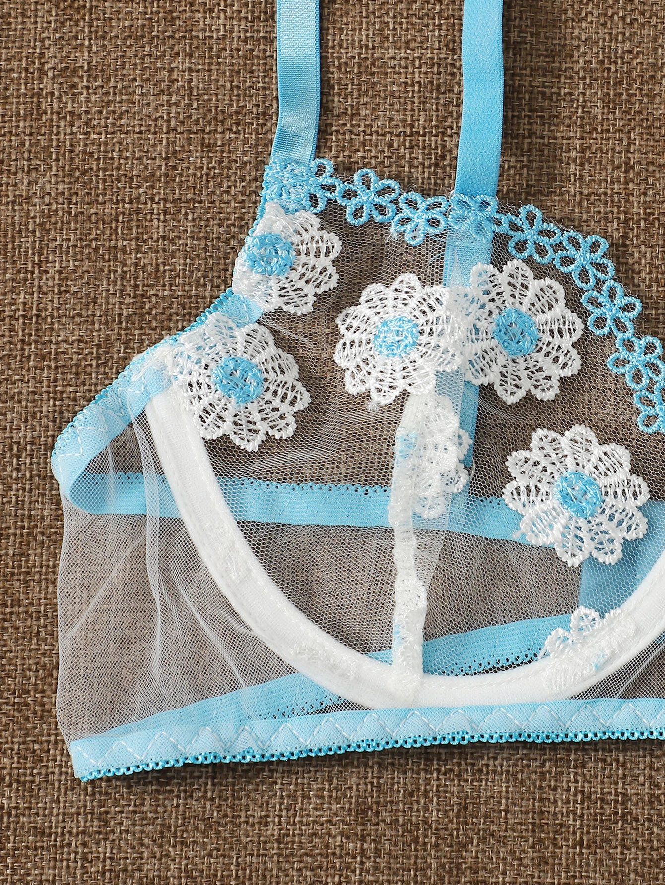The latest fashion Daisy embroidery women's sexy mesh Underwear Lingerie Set
