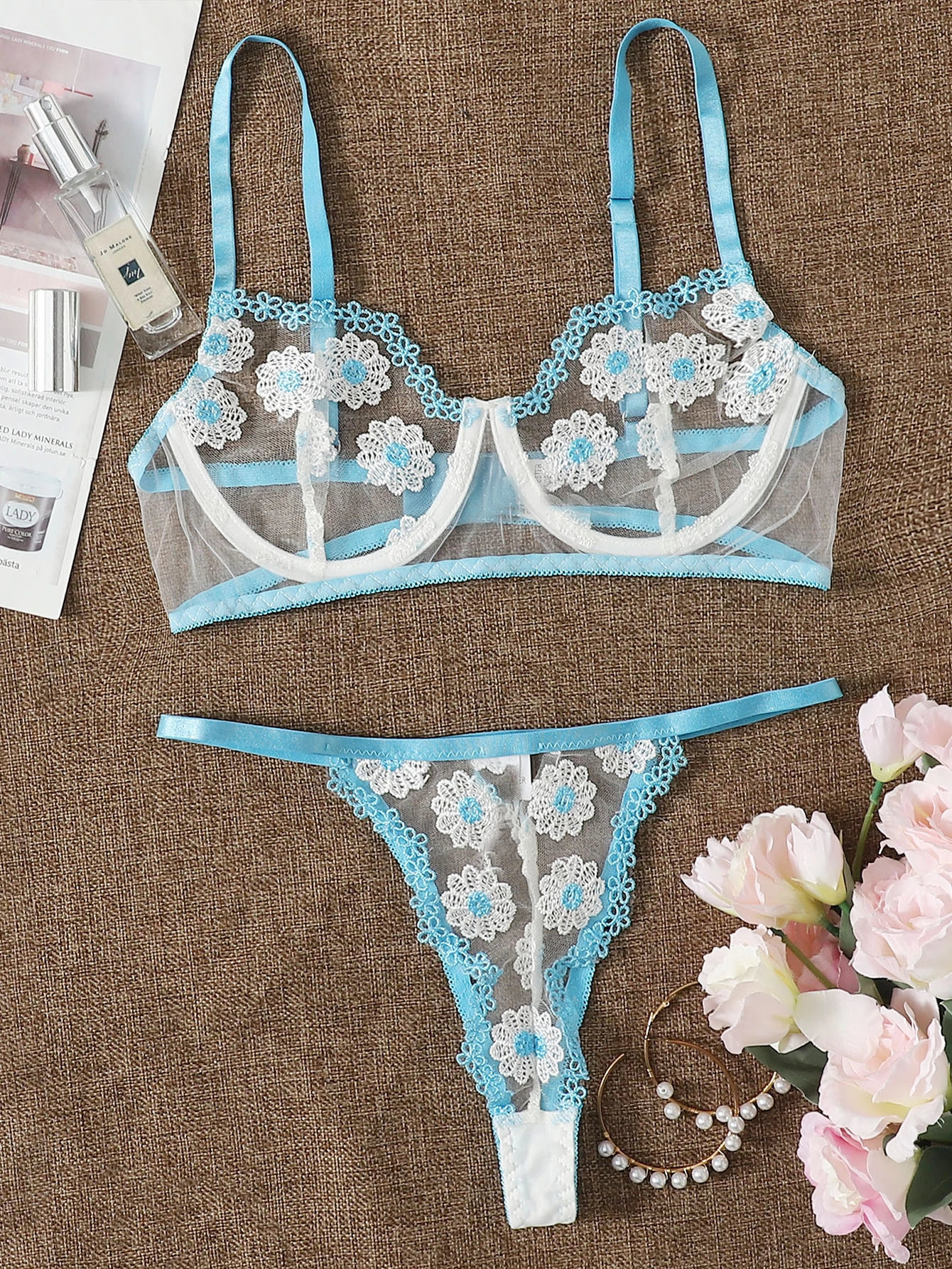 The latest fashion Daisy embroidery women's sexy mesh Underwear Lingerie Set
