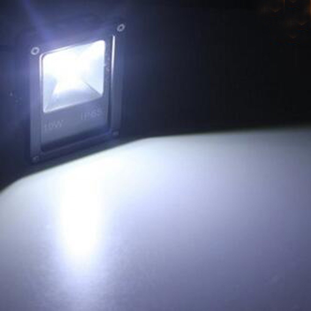 Waterproof LED Flood Light 10W Spotlight Outdoor Lighting AC85-265V