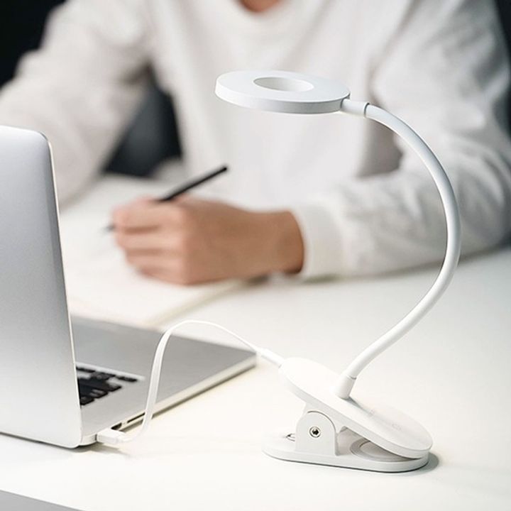 Yeelight YLTD10YL 5W LED USB Charging Clip Type Table Lamp Third Gear Dimming Night Light