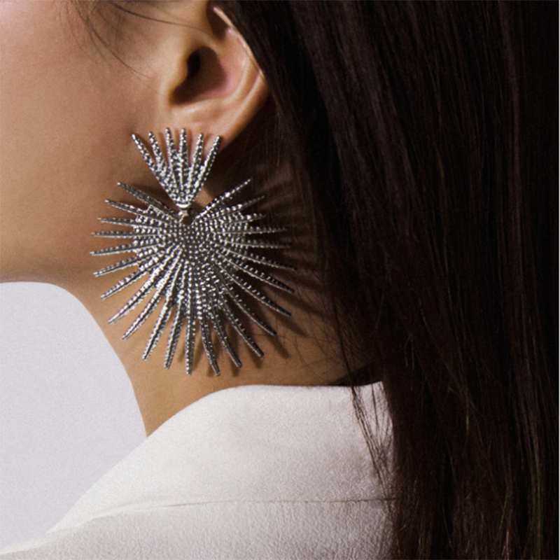 Personality simple fan-shaped exaggerated tassel geometric earrings
