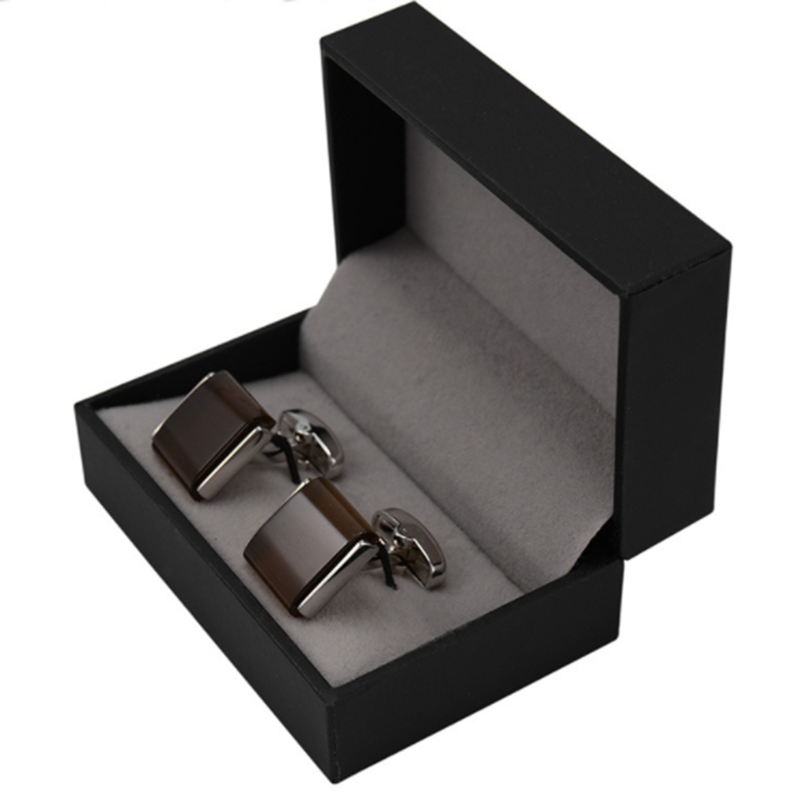High-end atmospheric men's French cat-eye gem brown square cufflinks