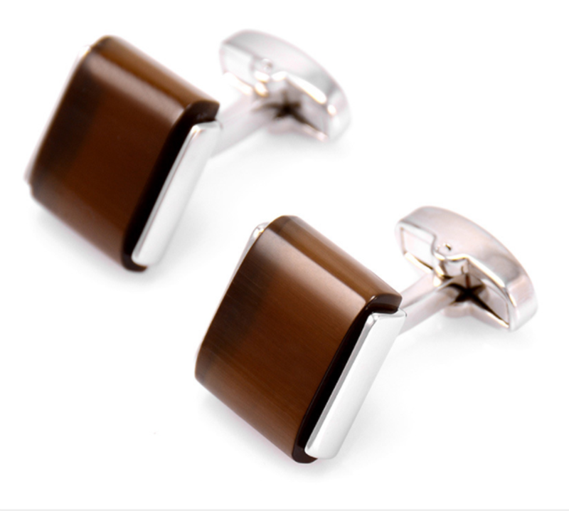 High-end atmospheric men's French cat-eye gem brown square cufflinks