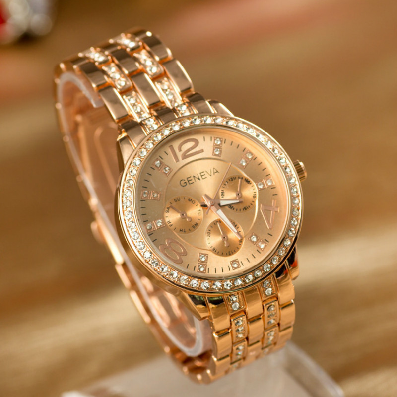 Stylish alloy diamond quartz watches men and women Steel belt watchs watche ladies fashions watched