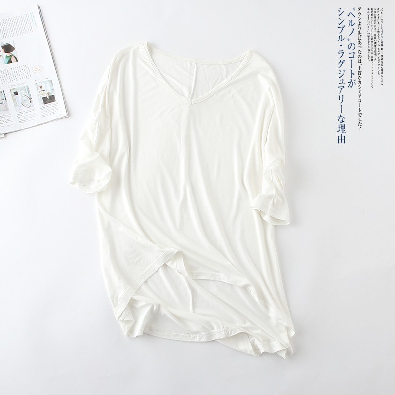Spring summer new lady's bat t-shirt middle-sleeved casual V-neck solid color large size bottoming
