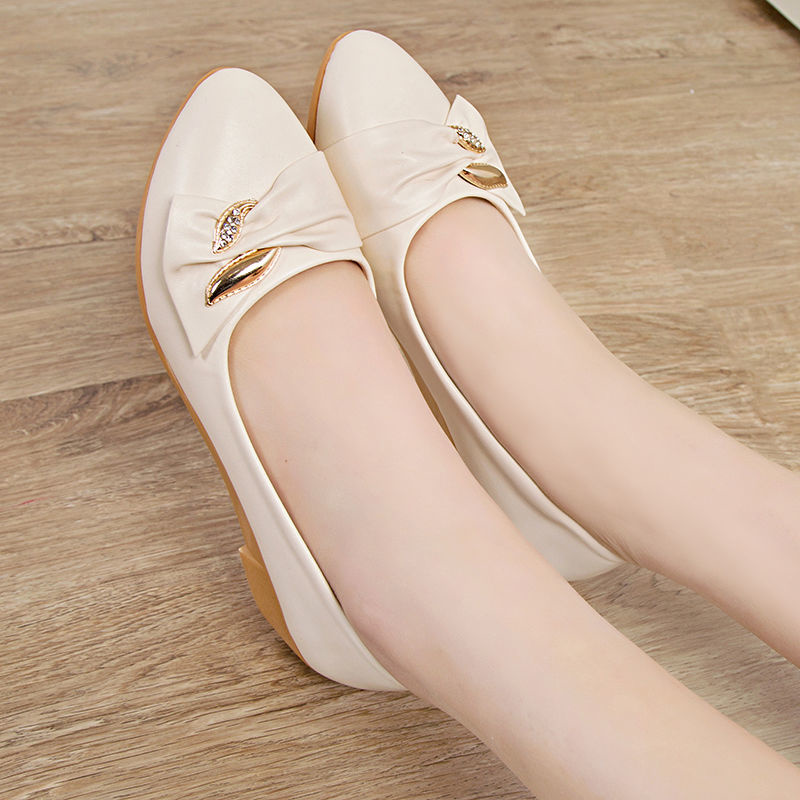 New middle-aged and elderly women's wedge heels all-match single shoes flat shoes