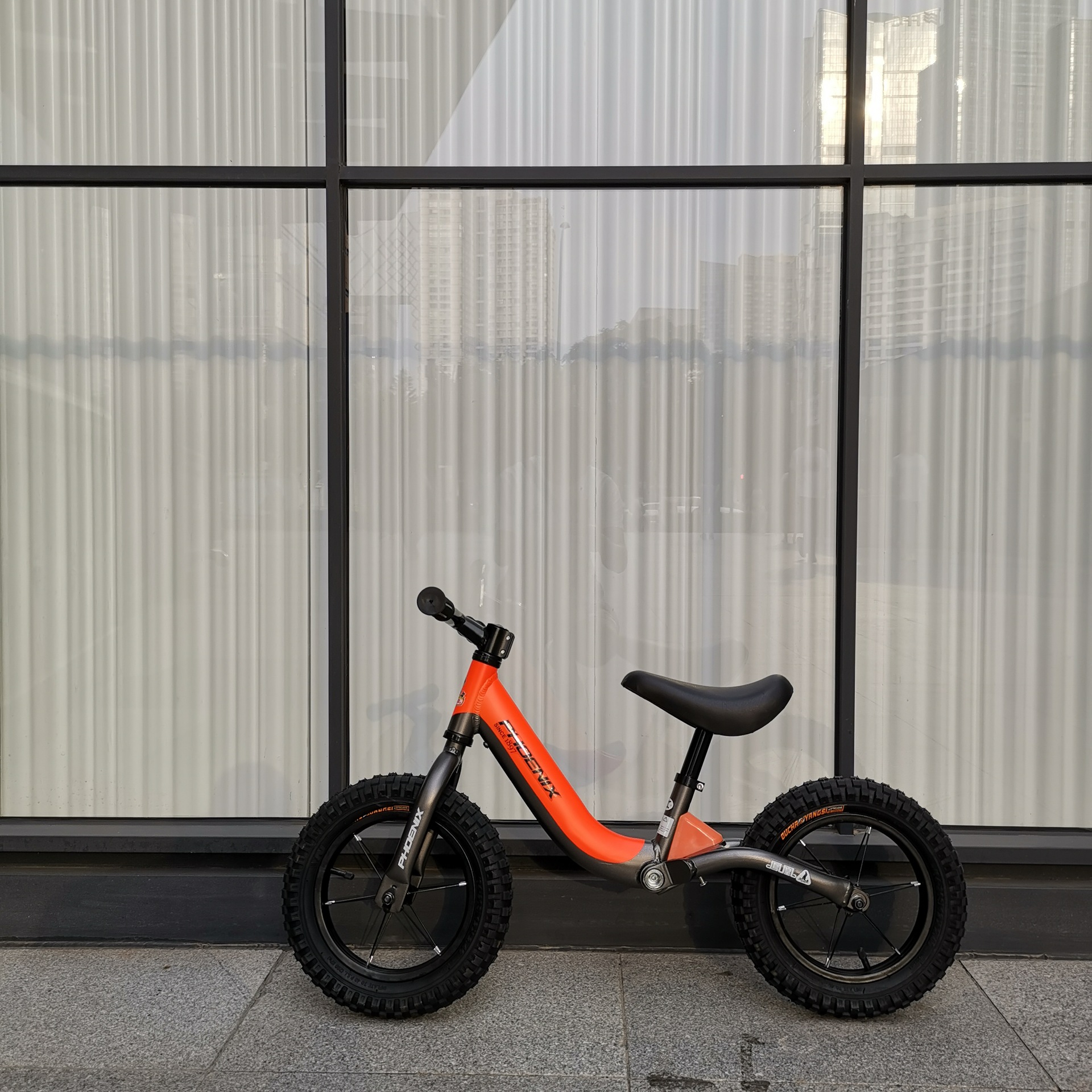Children's balance car two wheels'slide car bicycle shock absorption no pedal bab 3-6 years old