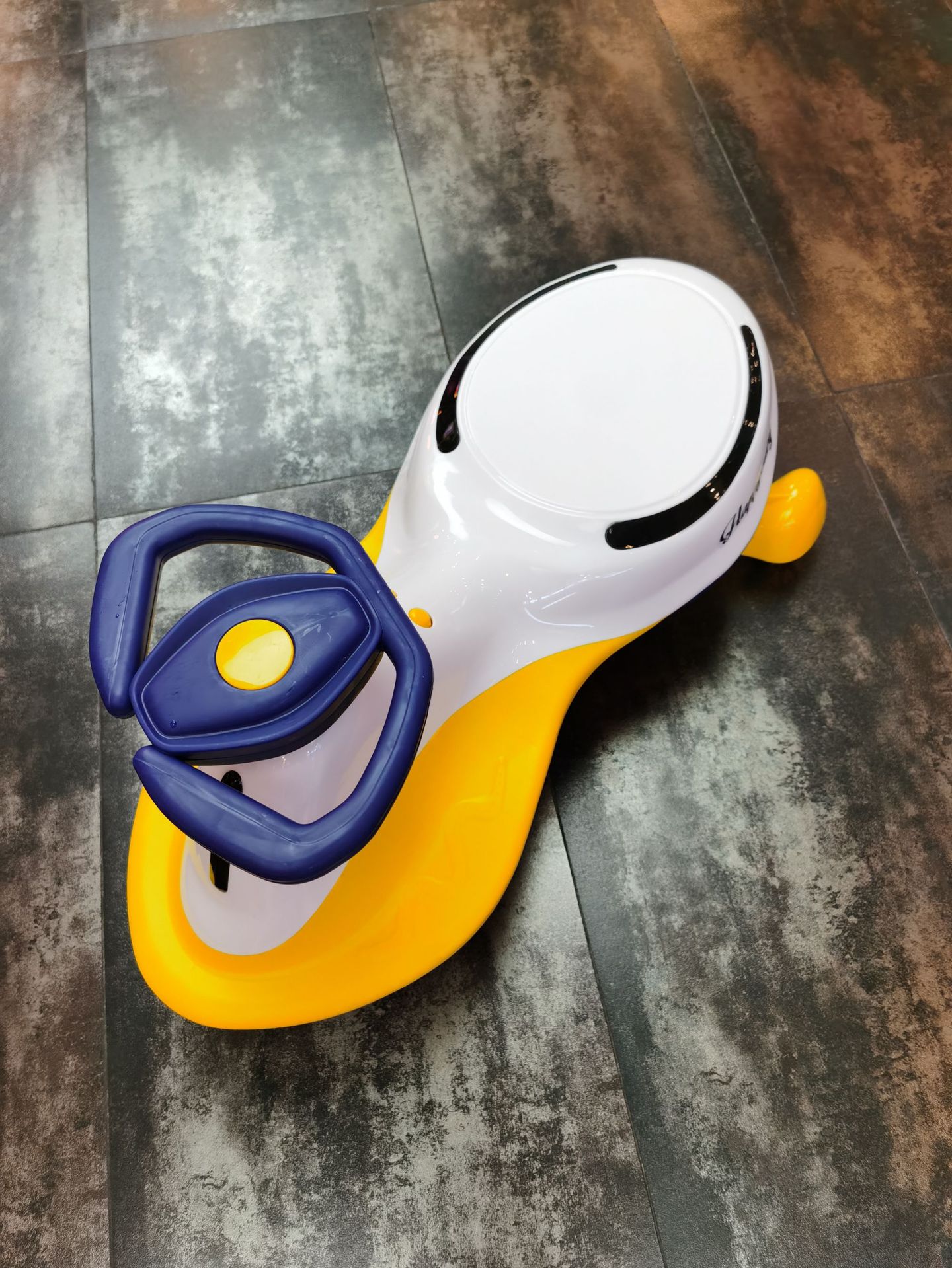 Children's twist car 1-3-6 years old boys and girls' swing car sliding toy with light music