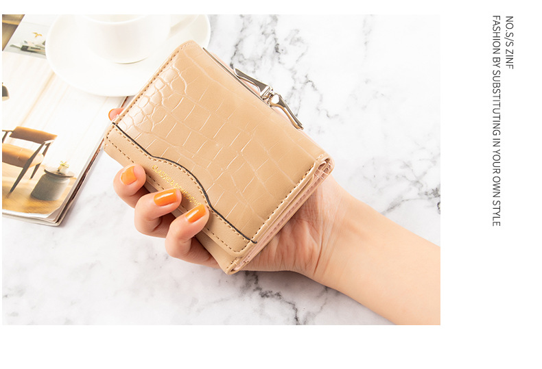 Women's short retro three fold folding Student Korean simple multi card crocodile coin zero wallet