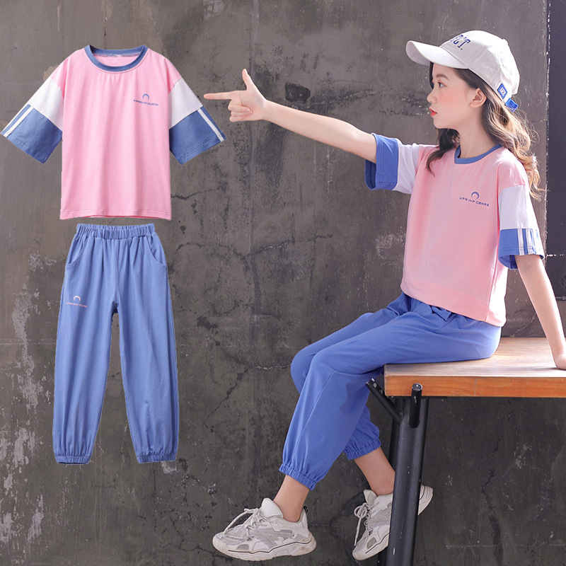 Summer new girl's foreign style leisure suit: two piece student suit with Korean Short Sleeve shorts