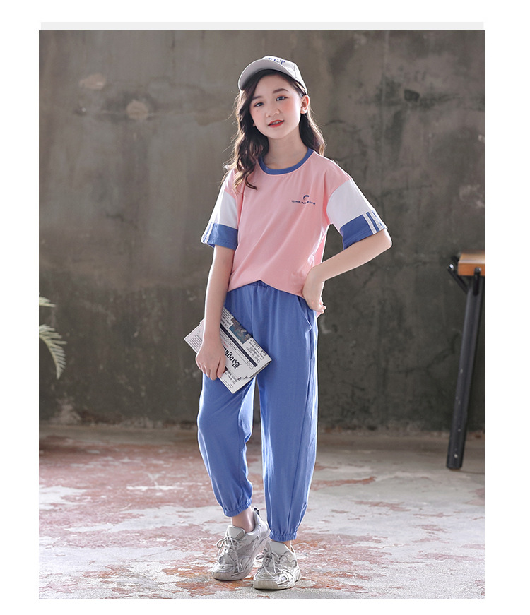 Summer new girl's foreign style leisure suit: two piece student suit with Korean Short Sleeve shorts