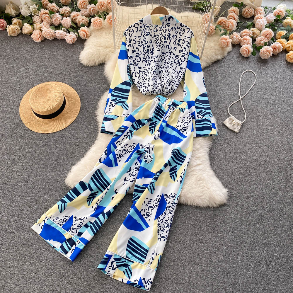 Ins fashion bloggers private clothes pajamas style suits female design sense niche print wide-leg pants two-piece clothing
