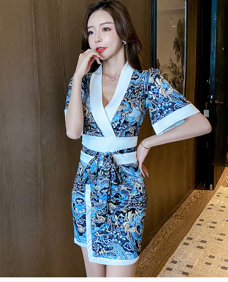 Fashion kimono 2022 new sexy V-neck slim fit dress foot bath nightclub overalls A245