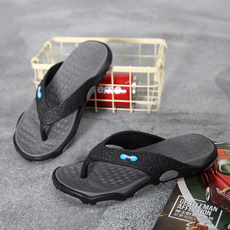 Summer New Men's Clip-toed Slippers Casual Men's Outdoor Non-slip Beach Shoes Indoor Slippers Men