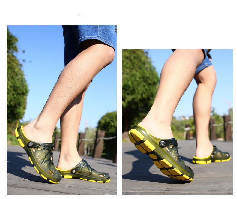 Sandals and Slippers Non-Slip Wear-Resistant Large Size Hole Shoes Men's Summer New Jelly Hollow.