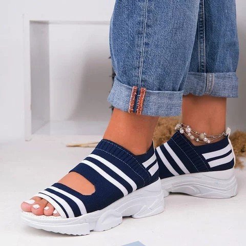 Sports Sandals Women's Trifle Casual Platform Flat Bottom Fashion Beach Shoes Large Size.