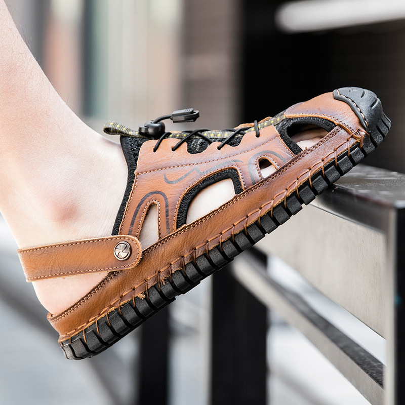 Sandals Baotou Beach Shoes Men's Hand Stitched Outdoor Sports Slippers Dual-Use.