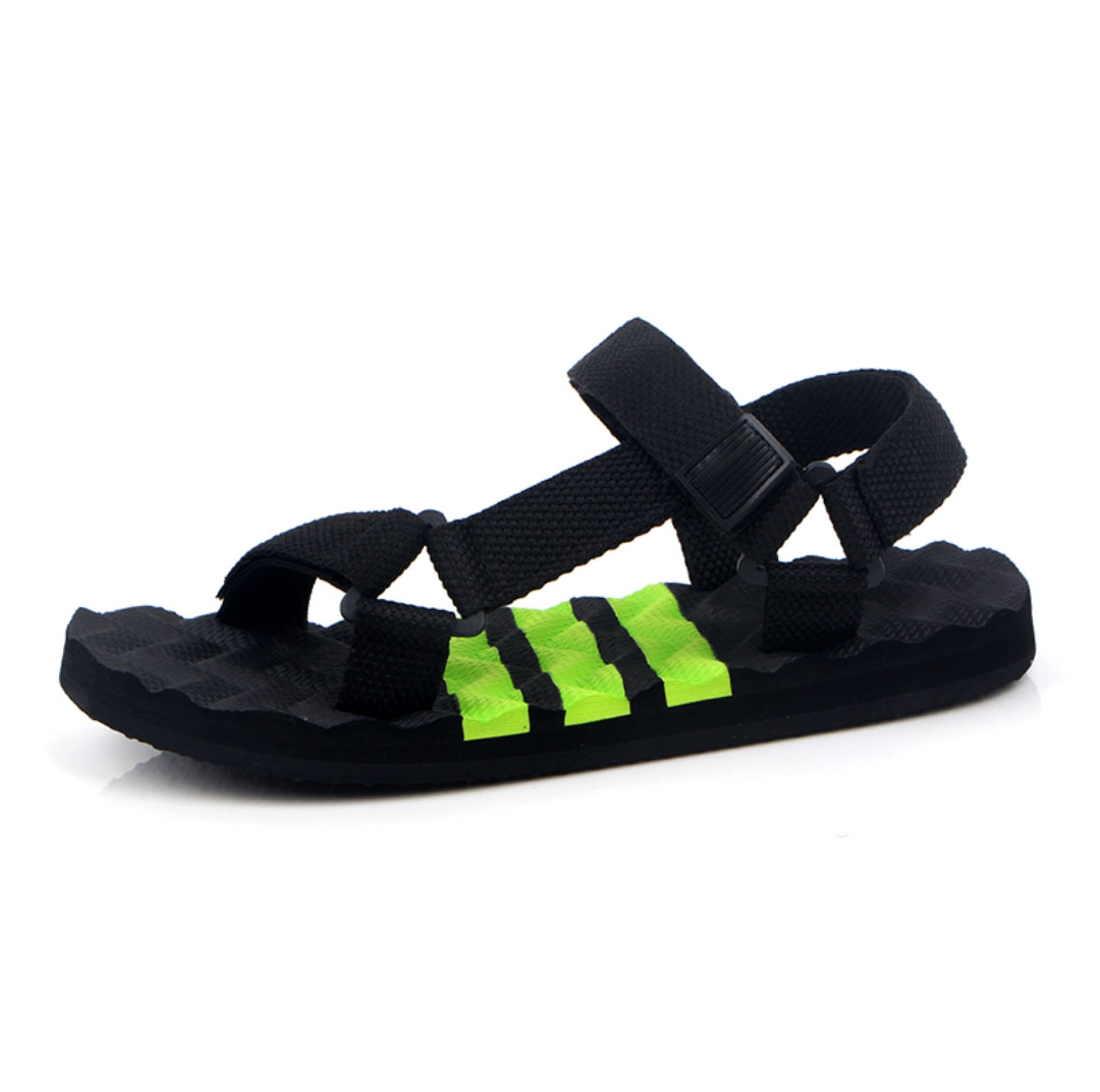 Sandals and Slippers Men's Beach Shoes Personality Trendy Outdoor Casual Shoes Ultra Light