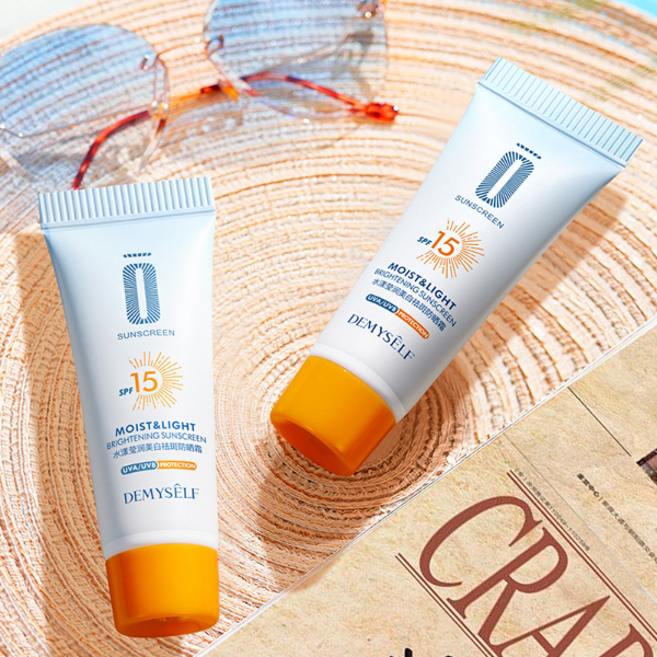 Sunscreen Whitening Sun Cream SPF 15 Sunblock Anti-Aging Oil-control Facial Body Skin Protective Makeup