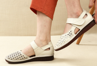 2021 High quality Women flat sandal genuine leather female Flat shoes large size casual soft bottom sandal