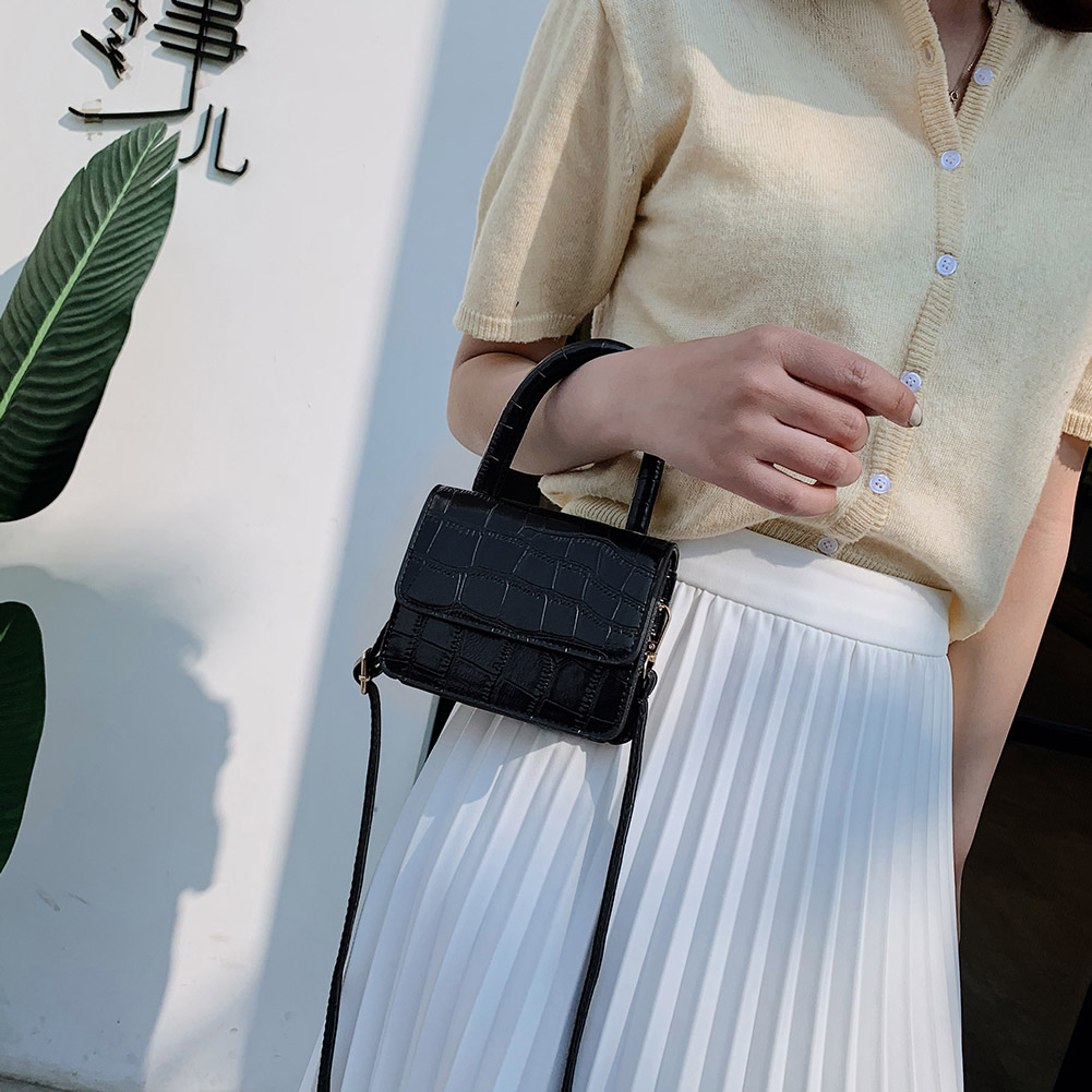 2021 High quality Women Handbags Casual Pure Color Flap Tote Messenger Bags
