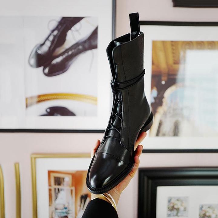 2021 High quality Women Boots Patent Leather Flat Ladies Boots Pointed Toe Lace-Up Boots Handsome Boots Women's Boots