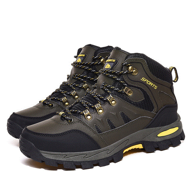 2021 High quality Outdoor Desert Climbing Shoes Men Women Hiking Boots Sneakers Fashion Trekking Footwear Camping