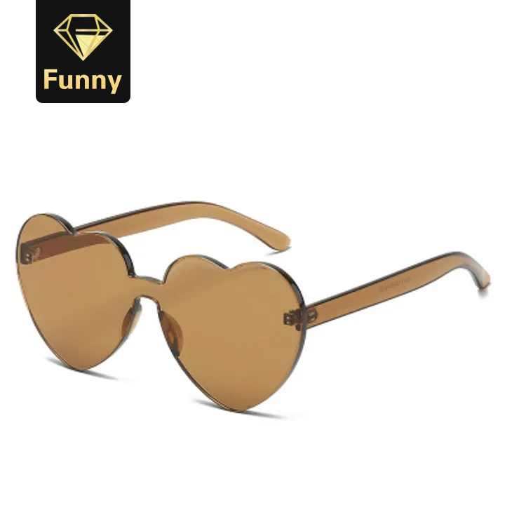 2021 High quality Fashion New One Piece Love Heart Lens Sunglasses Women Sun Glasses Female Clear Candy Color Lady