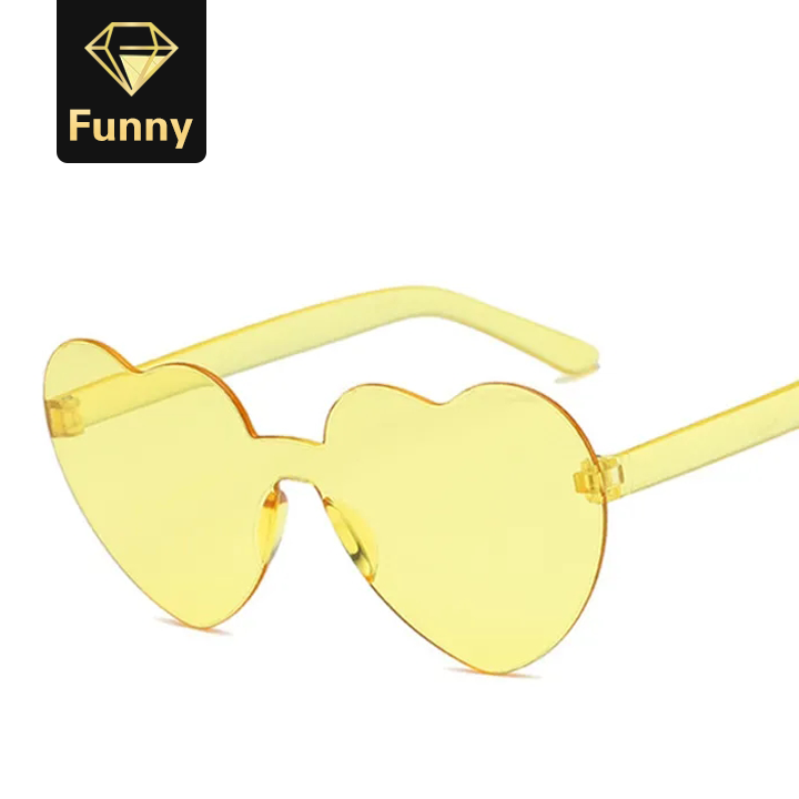 2021 High quality Fashion New One Piece Love Heart Lens Sunglasses Women Sun Glasses Female Clear Candy Color Lady