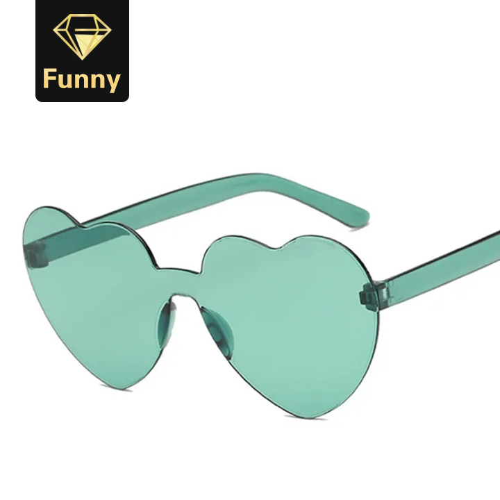 2021 High quality Fashion New One Piece Love Heart Lens Sunglasses Women Sun Glasses Female Clear Candy Color Lady