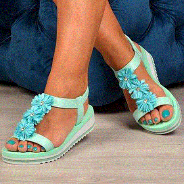 2021 High quality Women Flat Sandals Platform Sandals Ladies Outdoor Casual Beach Shoes