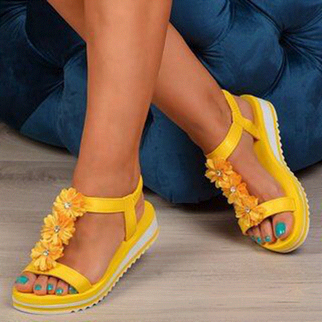 2021 High quality Women Flat Sandals Platform Sandals Ladies Outdoor Casual Beach Shoes