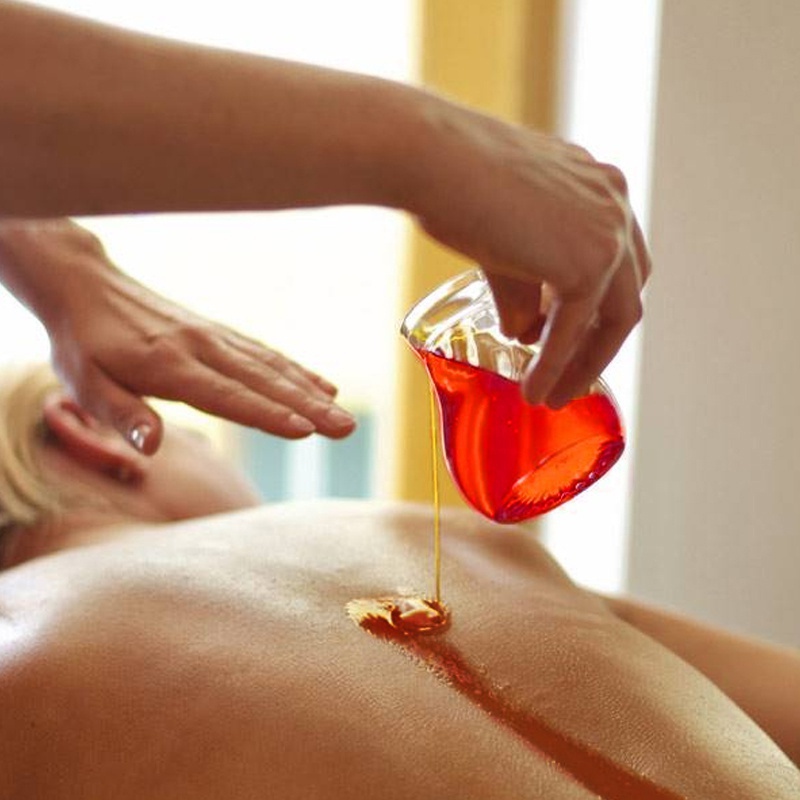 2022 Treatment of rheumatic arthritis pain, muscle pain, bruise and swelling with Thai tiger oil