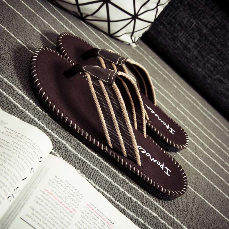 Flip-flops men's non-slip Korean men's summer Vietnamese slippers men's splint shoes fashion slippers non-slip wear-resistant Summer Breathable take one size bigger