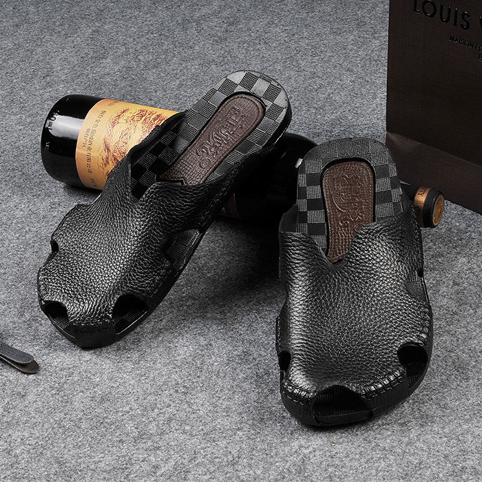 Men's Korean soft-soled fashion slippers non-slip outer wear sandals casual beach shoes Baotou sanda fashion sandals non-slip wear-resistant Summer Breathable take one size bigger