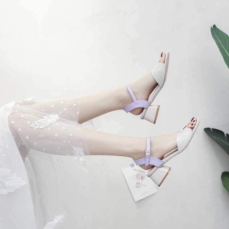 Large size women's shoes, one word buckle, thick heel sandals, female student mid-heel fairy shoes