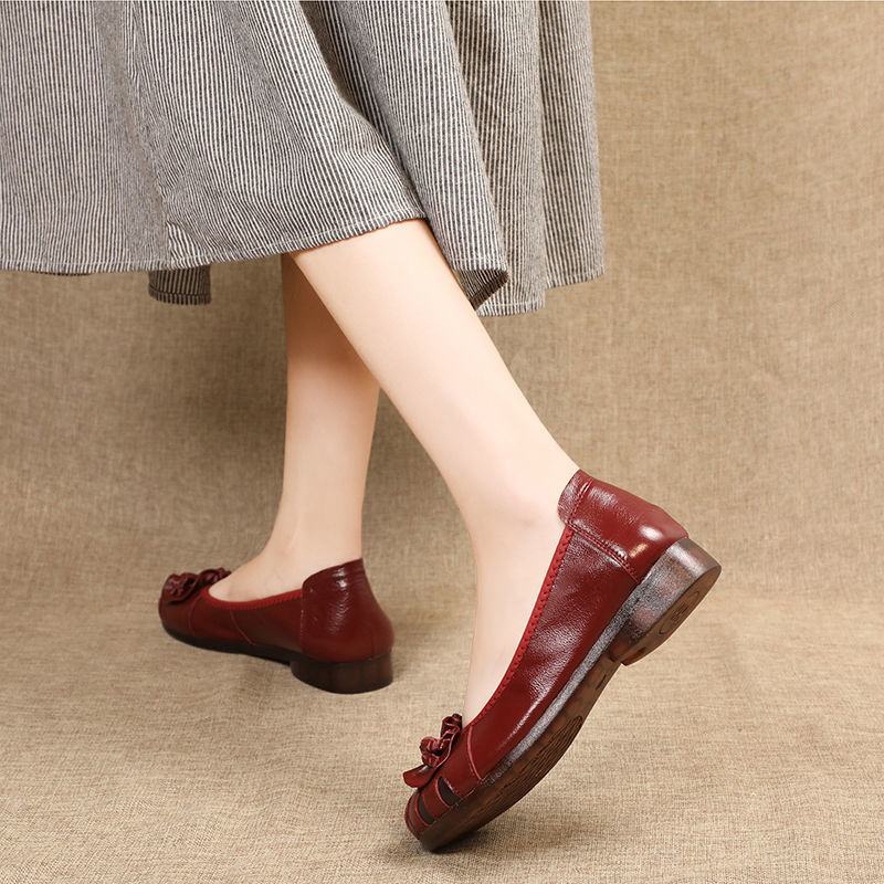 Leather soft sole women's shoes, comfortable retro flowers, tendon flat shoes, casual shoes