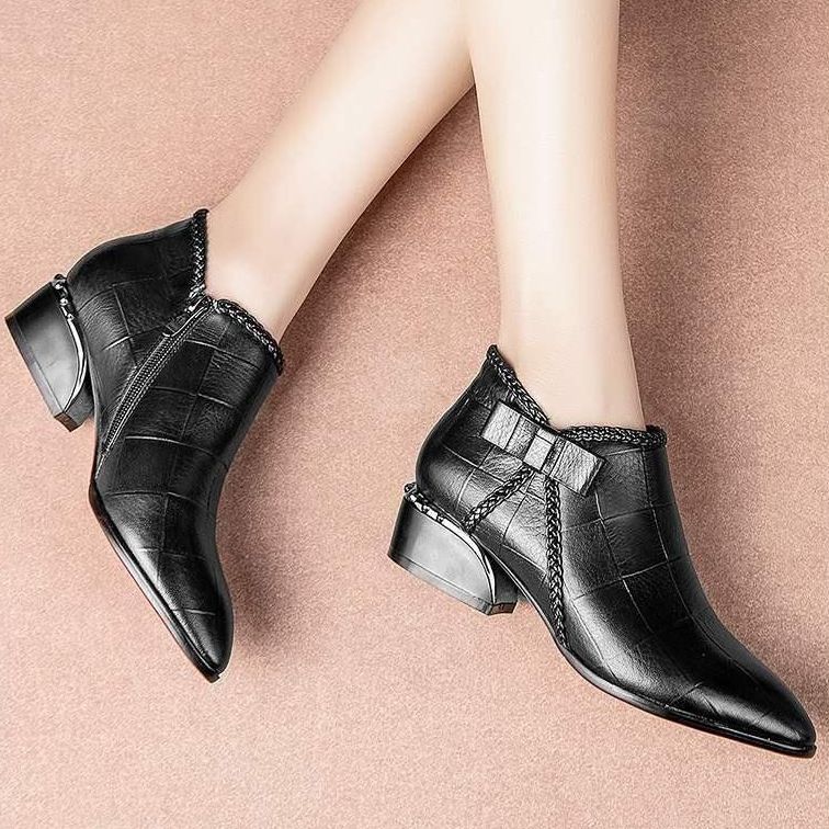 Large size women's shoes pointed flat boots female low heel and bare boots Martin boots