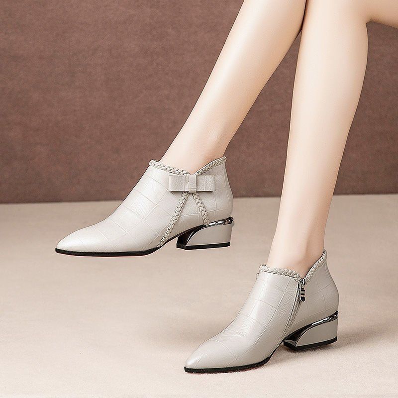 Large size women's shoes pointed flat boots female low heel and bare boots Martin boots