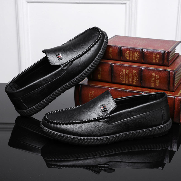 2022 new men's shoes casual leather shoes beanie shoes soft leather soft bottom non-slip work shoes middle-aged and elderly dad shoes