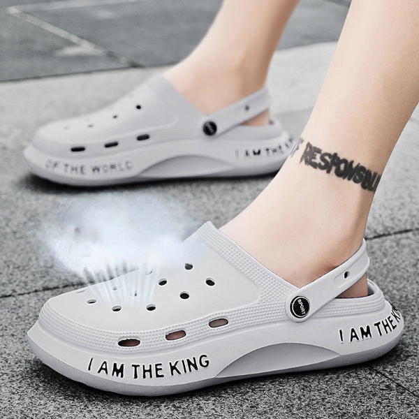 2022 summer new style hole shoes men's non-slip thick-soled sandals men's trend outer wear Baotou slippers deodorant