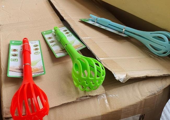 Egg beater kitchen  whisk/tong..