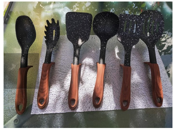 High Quality Non-Stick Granite Coated Serving Spoons Set Plus a metallic Stand