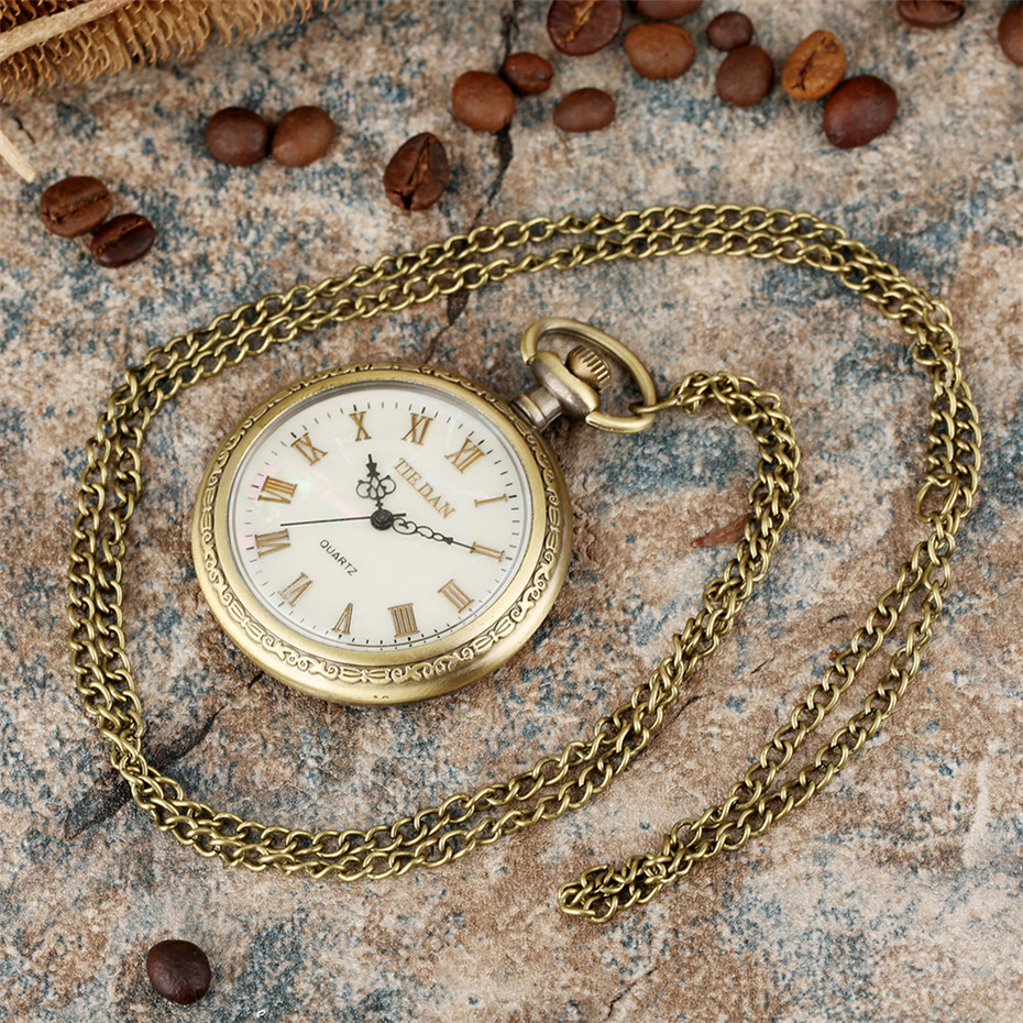 Bronze Retro Roman Numerals Display Quartz Pocket Watch Vintage Pendant Clock for Men Women Fob Sweater Chain /Hanging Chain