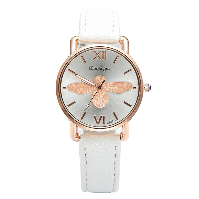 Simple Little bee Design Women Watches Vintage Green Leather Ladies Luxury Wristwatches Fashion Casual Female Quartz Clock