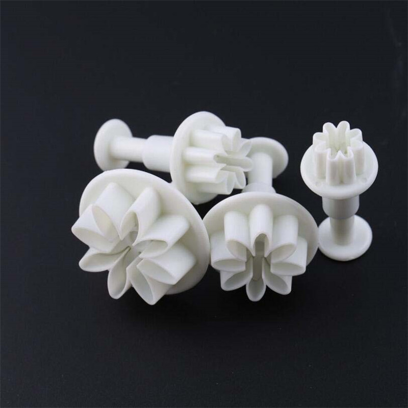 4Pcs Plum Flower Plunger Fondant Mold Cutter Cake Cookie Decorating Fondant Cookie Cutter  Decorating Tools Baking Accessories Kitchen Supplies