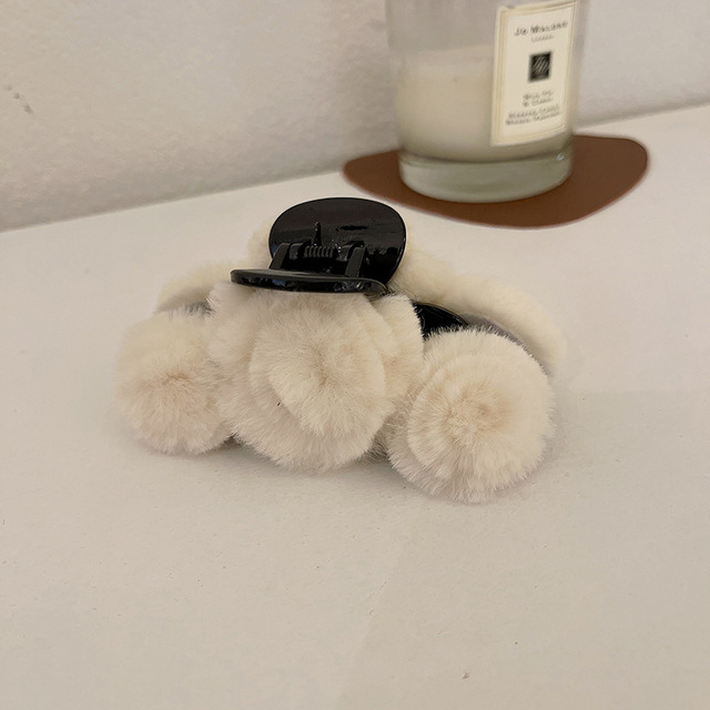 Flowers Hair Clips Claw Retro Decorative Hair Clip Winter Plush Grab Clip For Women Fur Hairpins Hair Clips Accessories